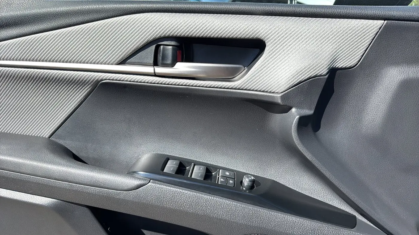 2025 Toyota Camry - $30,319