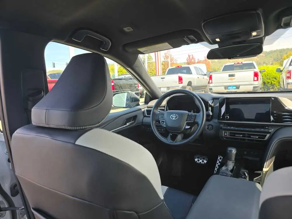 2025 Toyota Camry - $28,750