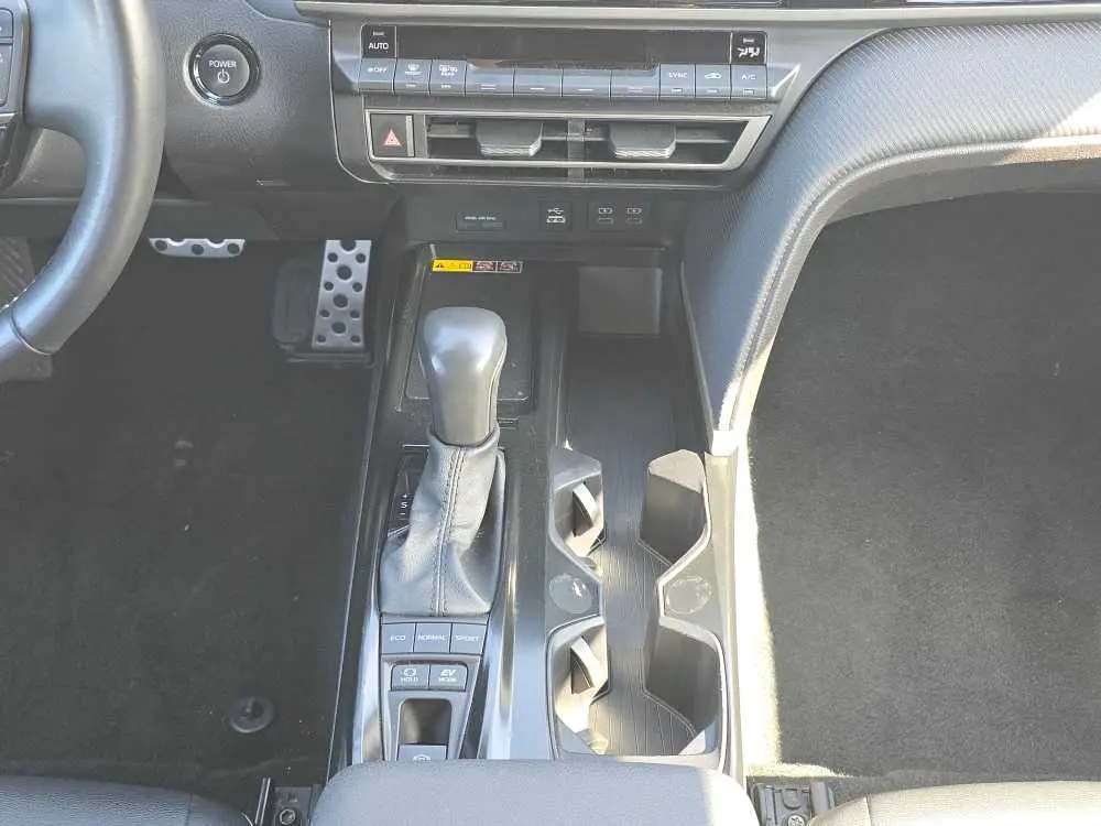 2025 Toyota Camry - $28,750