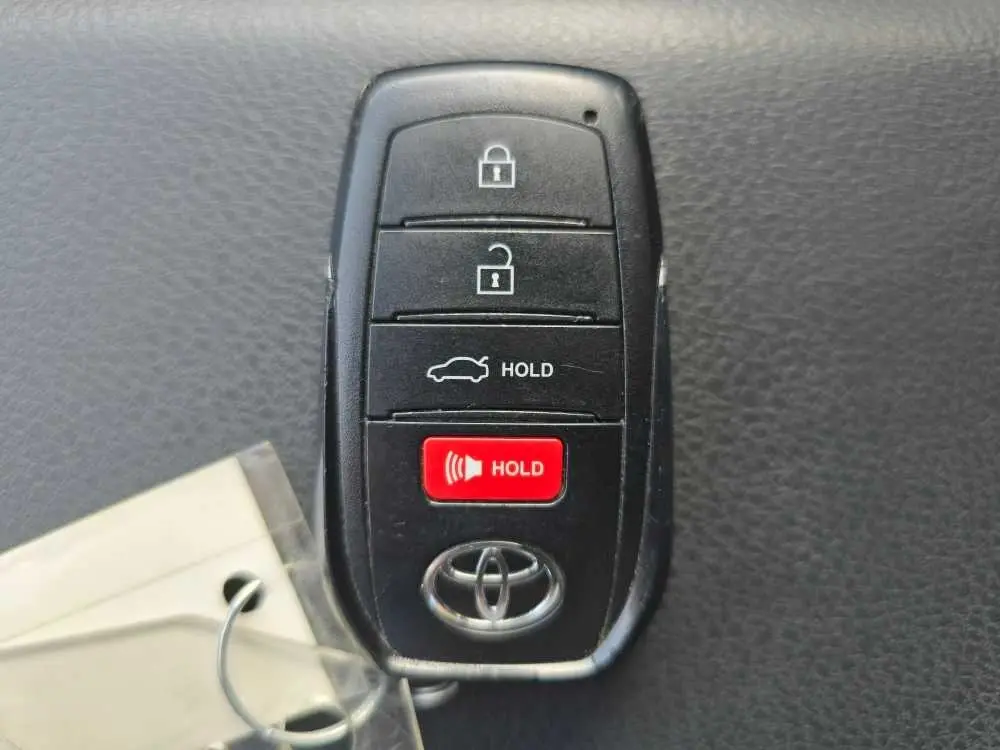 2025 Toyota Camry - $28,750