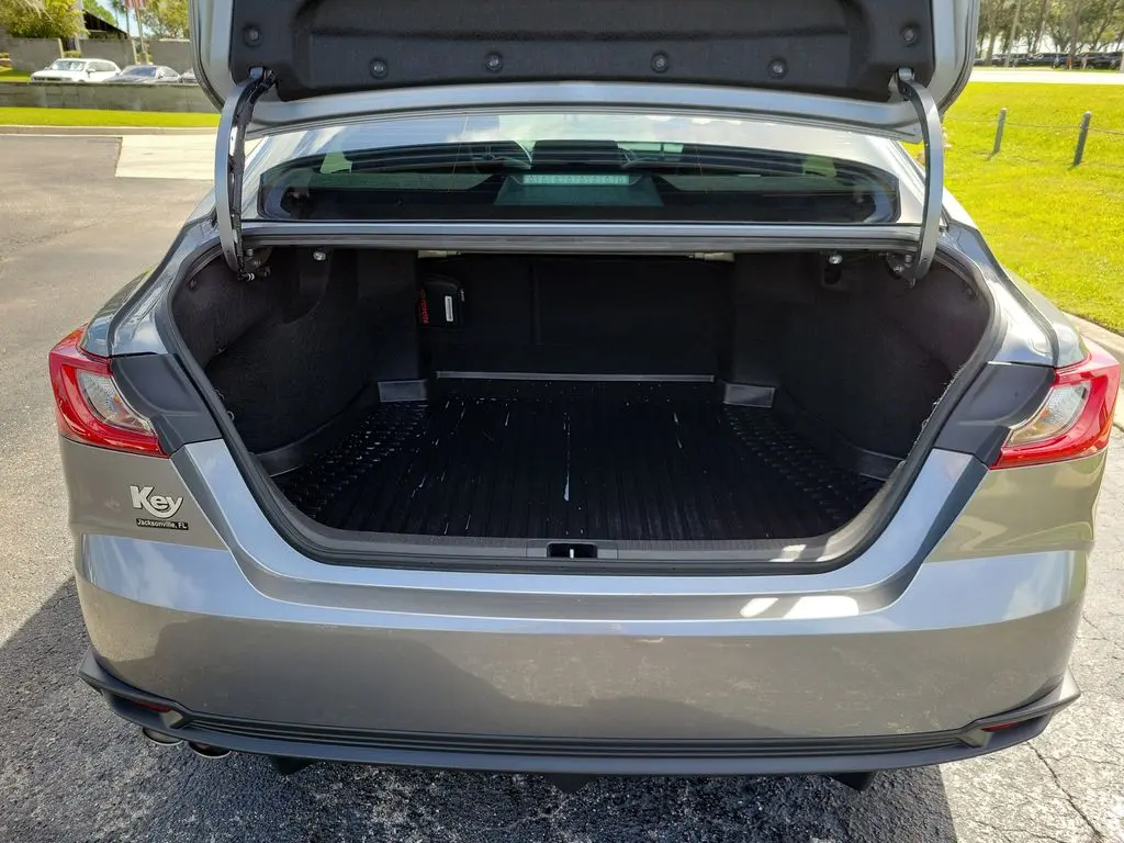2025 Toyota Camry - $27,374