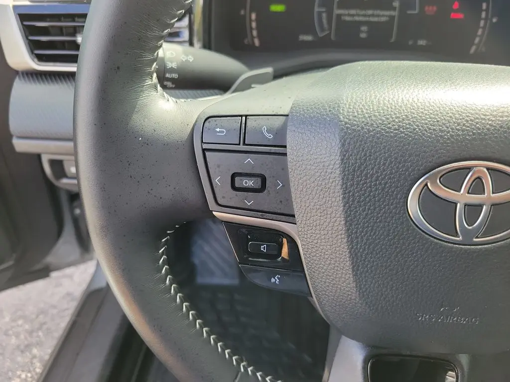 2025 Toyota Camry - $27,374
