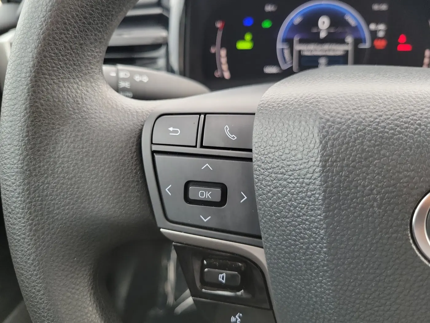2025 Toyota Camry - $24,680