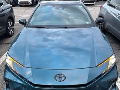 2026 Toyota Camry SE 4DR Sedan