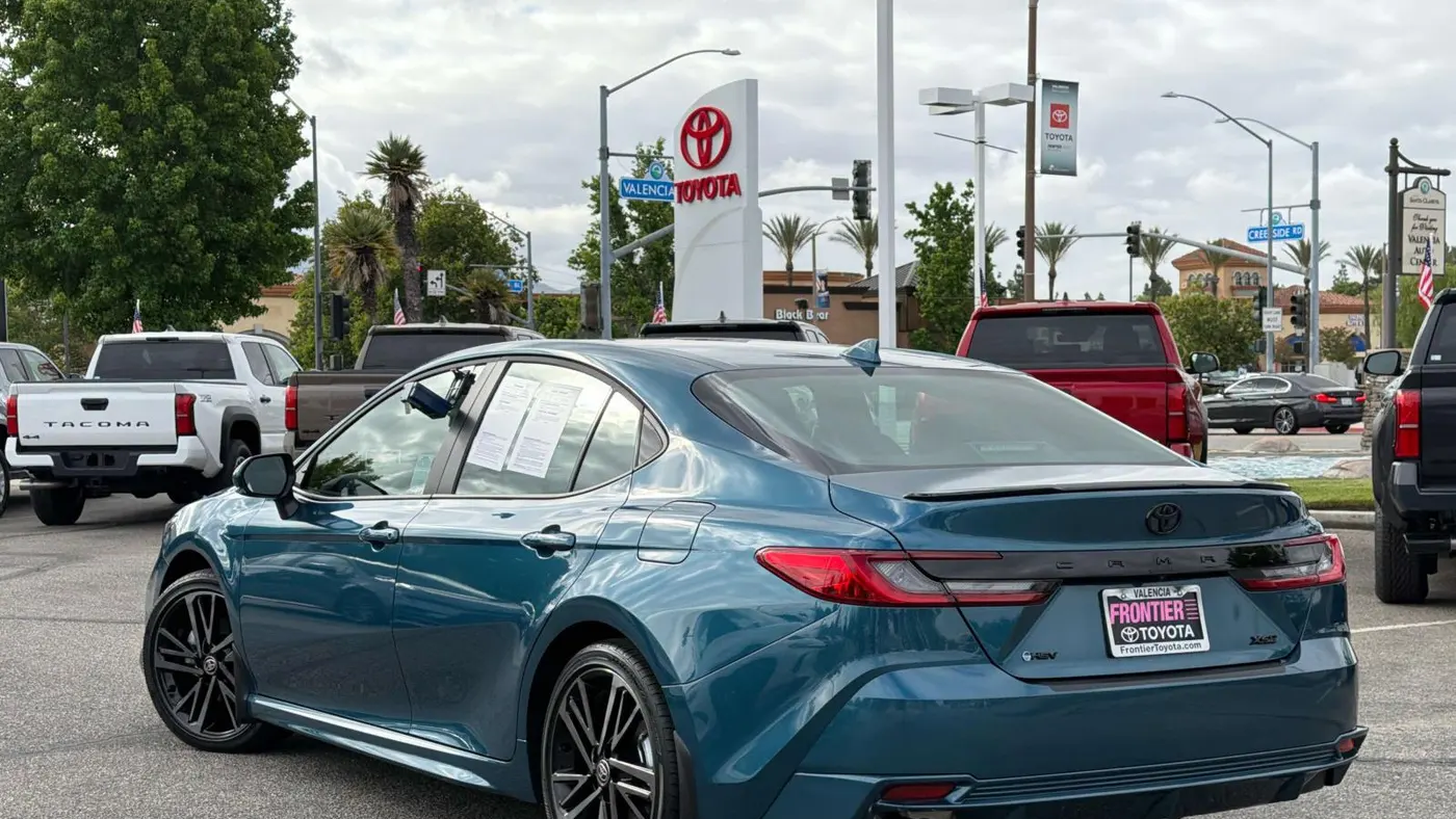 2026 Toyota Camry SE