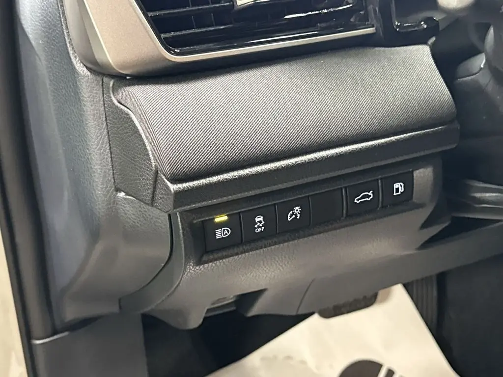 2025 Toyota Camry - $24,754