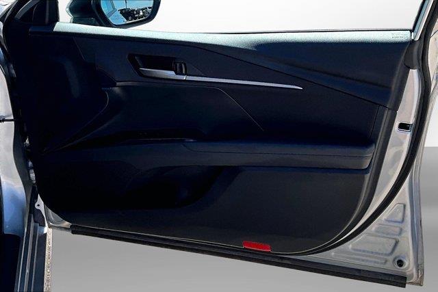 2025 Toyota Camry - $28,252