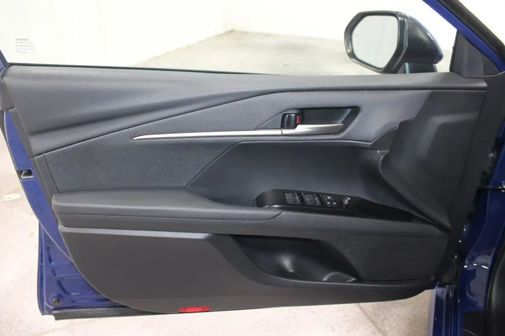 2025 Toyota Camry - $28,938
