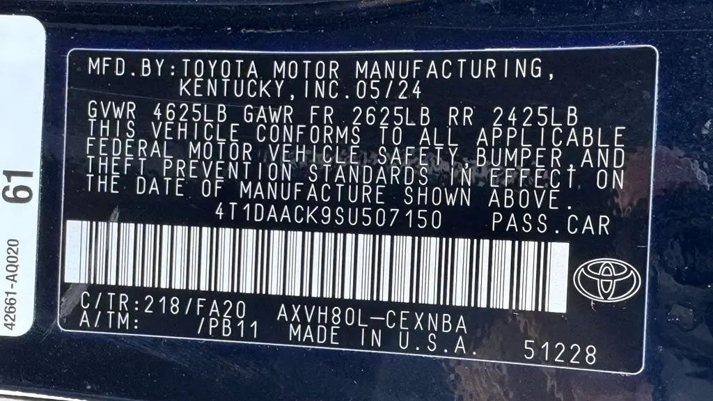 2025 Toyota Camry SE