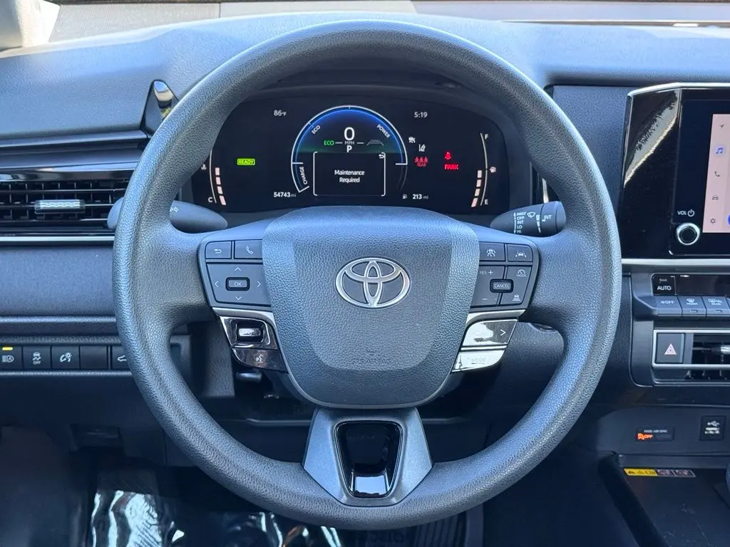 2025 Toyota Camry - $24,752