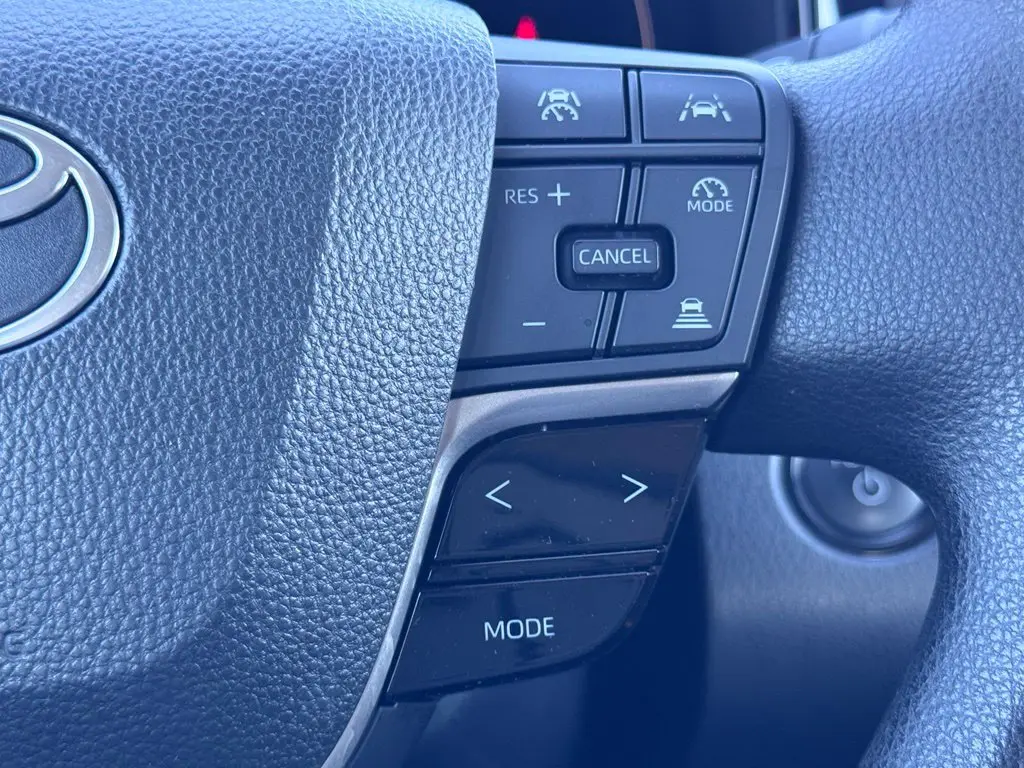 2025 Toyota Camry - $24,752