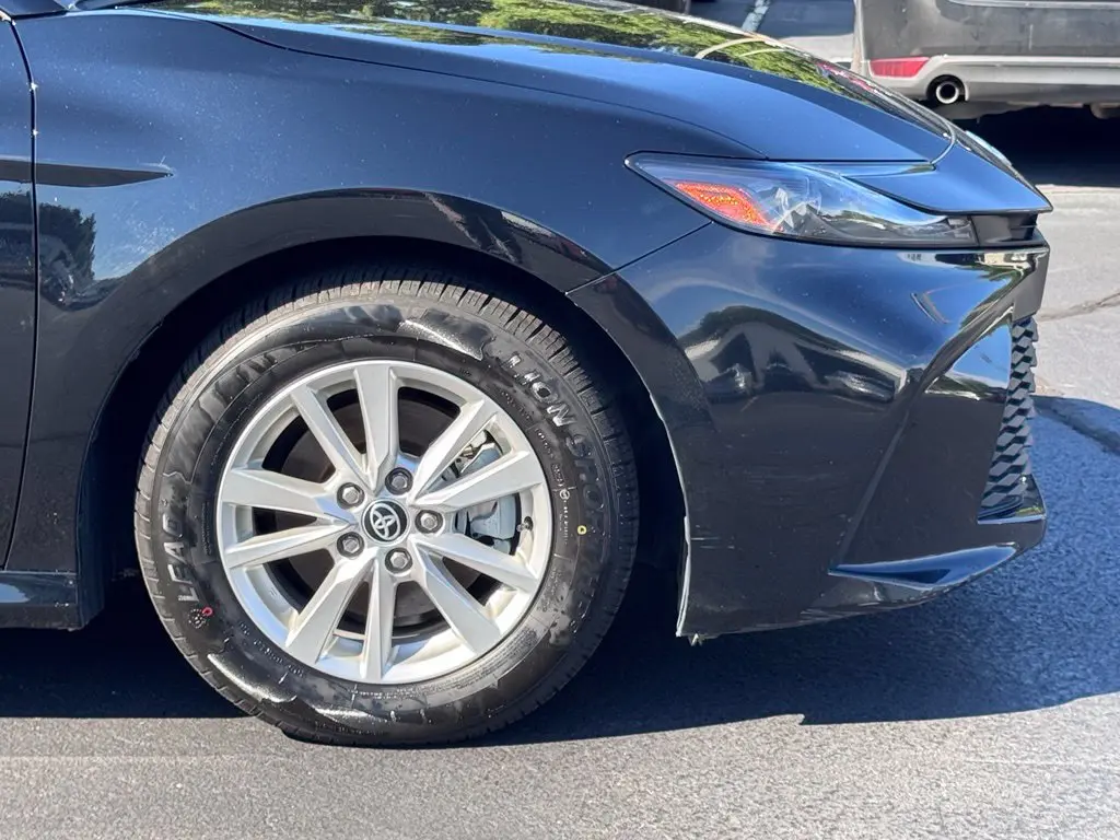 2025 Toyota Camry - $24,752