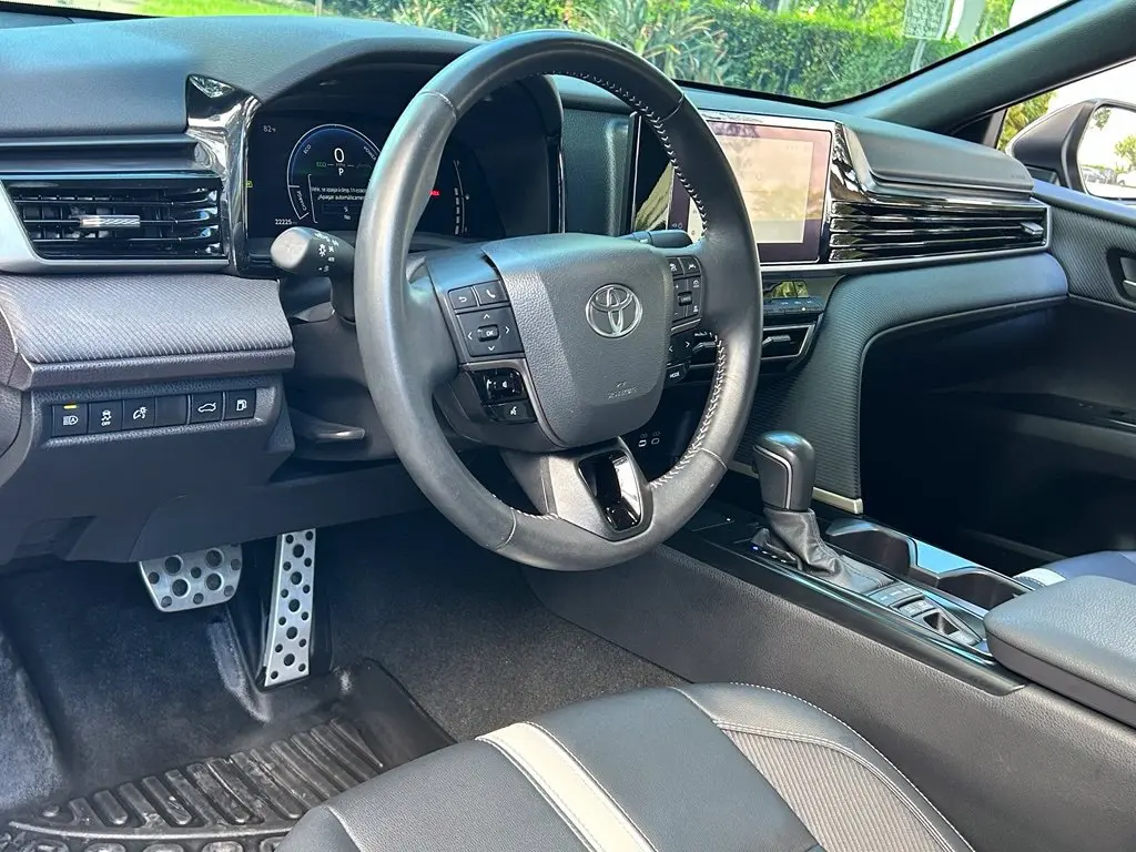 2025 Toyota Camry - $27,277