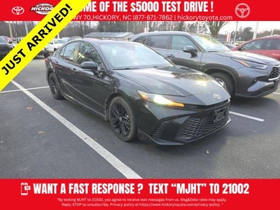 2025 Toyota Camry SE 4DR Sedan