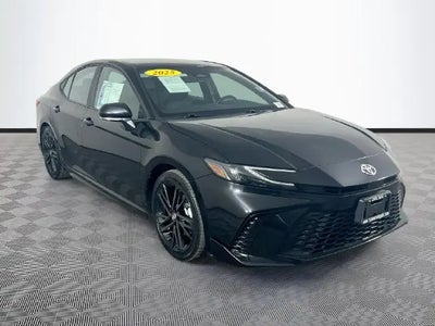 2025 Toyota Camry SE 4DR Sedan