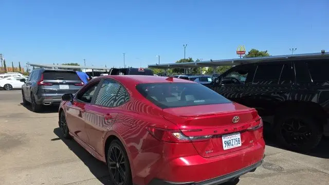 2025 Toyota Camry SE