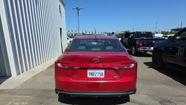 2025 Toyota Camry SE