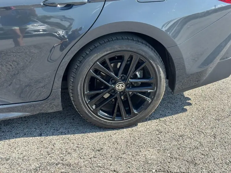2025 Toyota Camry - $28,995