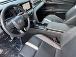 2025 Camry Thumbnail 11