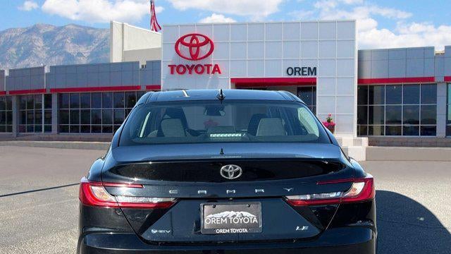 2025 Toyota Camry LE