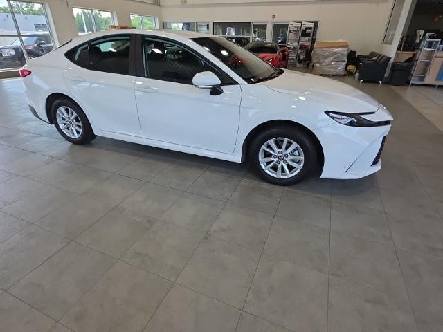 2025 Toyota Camry - $33,179