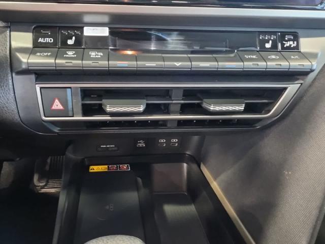 2025 Toyota Camry - $33,179