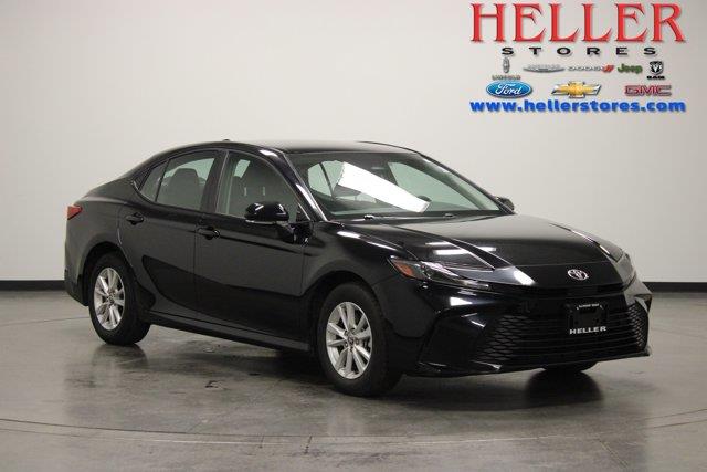 2025 Toyota Camry - $28,962
