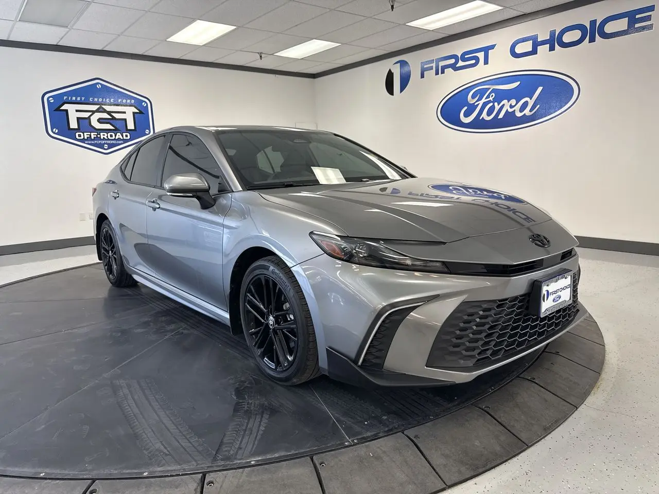2025 Toyota Camry - $33,500