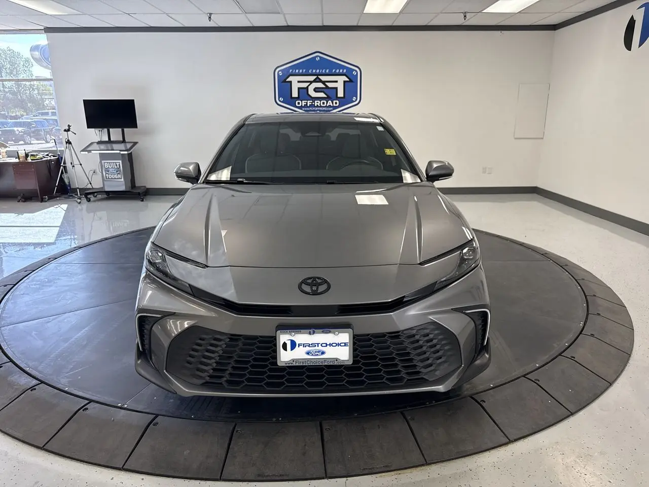 2025 Toyota Camry - $33,500