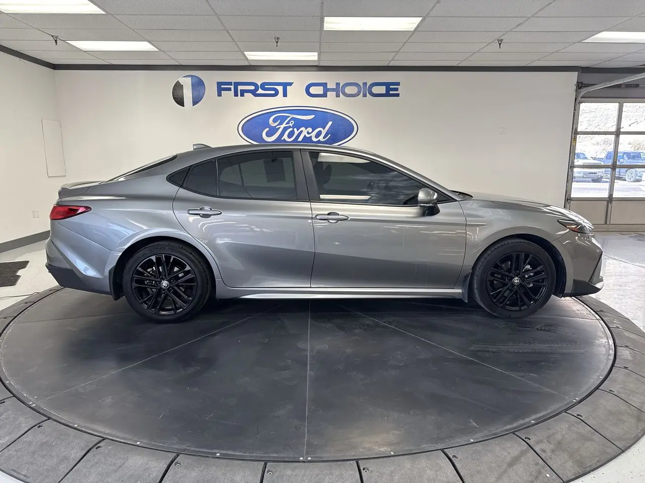 2025 Toyota Camry - $33,500