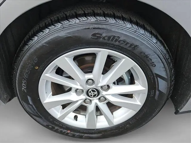 2025 Toyota Camry - $25,459