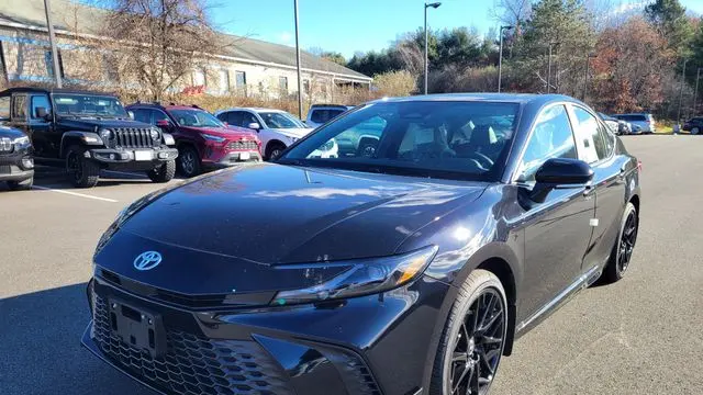 2026 Toyota Camry SE