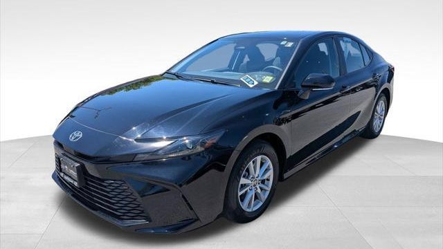 Preowned 2025 Toyota Camry SE for Sale