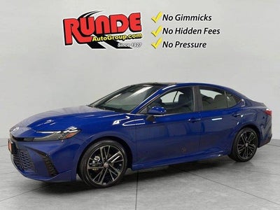 2025 Toyota Camry AWD SE 4DR Sedan