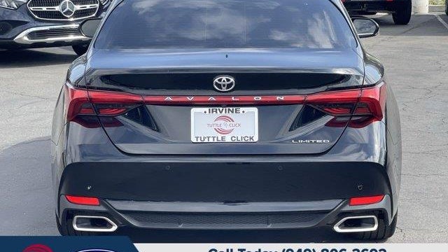 2022 Toyota Avalon Limited