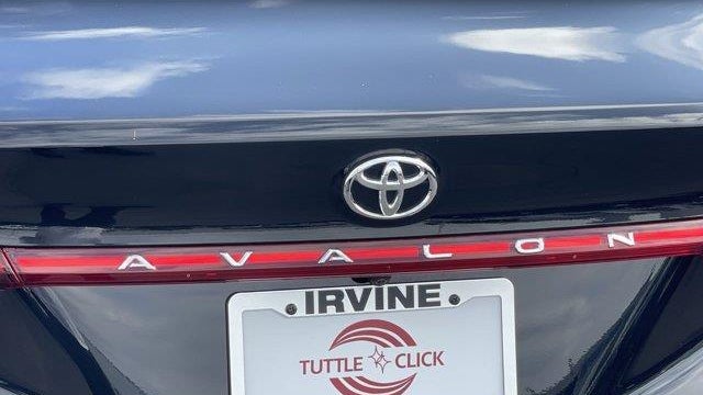 2022 Toyota Avalon Limited