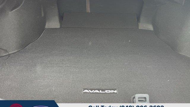 2022 Toyota Avalon Limited