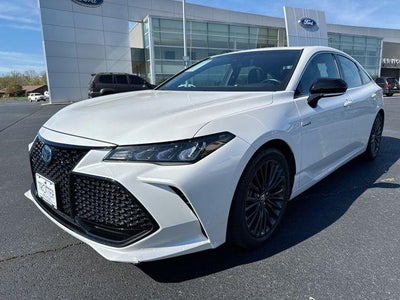 2020 Toyota Avalon Hybrid XSE 4DR Sedan