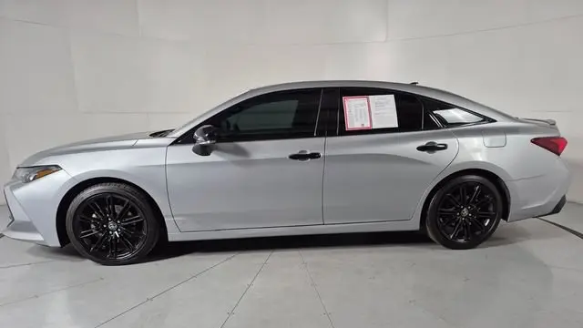 2021 Toyota Avalon XSE Nightshade