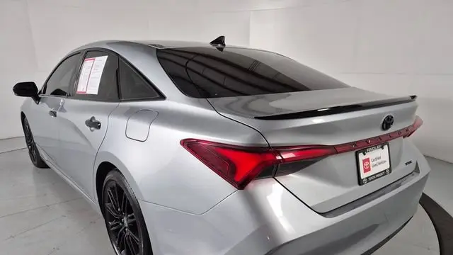 2021 Toyota Avalon XSE Nightshade