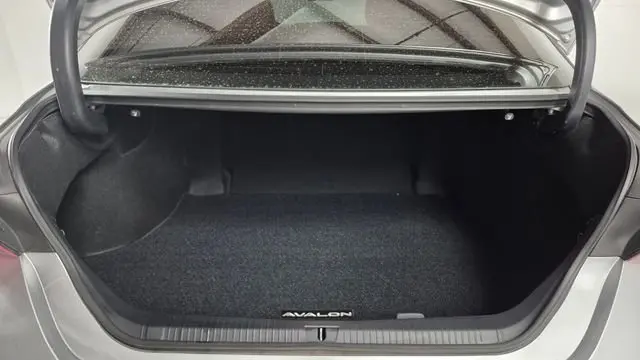 2021 Toyota Avalon XSE Nightshade