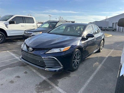 2022 Toyota Camry Hybrid XLE 4DR Sedan