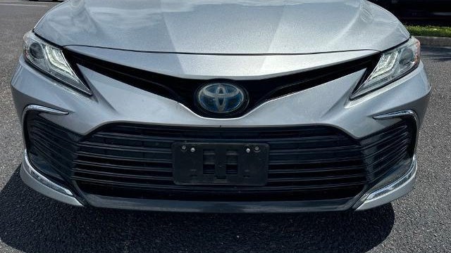 2021 Toyota Camry Hybrid XLE