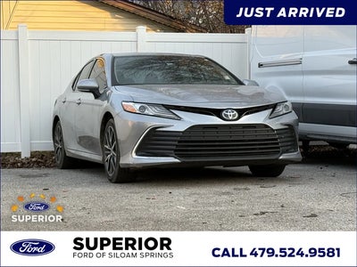 2024 Toyota Camry Hybrid XLE 4DR Sedan