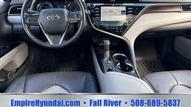 2020 Toyota Camry Hybrid XLE