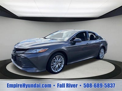 2020 Toyota Camry Hybrid XLE 4DR Sedan