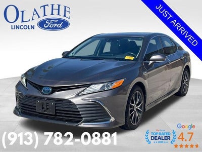 2021 Toyota Camry Hybrid XLE 4DR Sedan