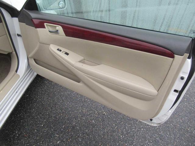 2005 Toyota Camry - $8,990