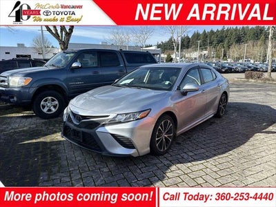 2020 Toyota Camry SE 4DR Sedan