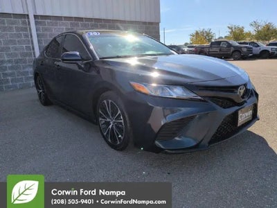 2020 Toyota Camry SE 4DR Sedan